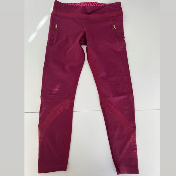 Lululemon | Inspire Tight | Size 8 - Picture 1 of 4